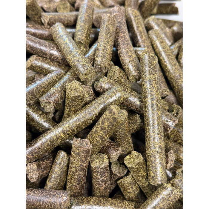 Pellet z konopi 100%. 10 kg 10 mm.