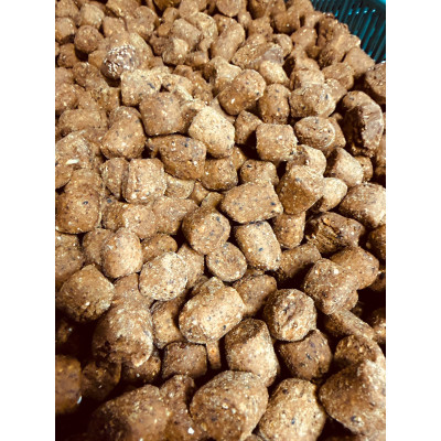 Kulki proteinowe "Oval pellet" Power Mulberry 1 kg 18 mm